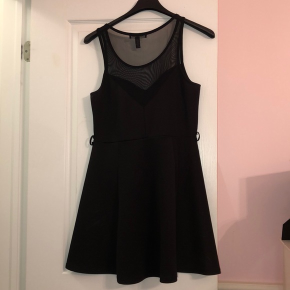 STREETWEAR SOCIETY dress - Picture 2 of 3